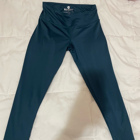 90 DEGREE LEGGINGS - Picture 3 of 3